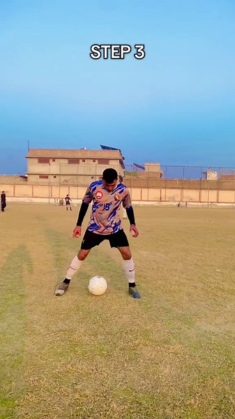 DAY 25 CR7 goat 🐐 FOOTBAll skills . Academy #footballvideo #foryoupage #footballedit #cr7goat🐐 #creatorsearchinsights