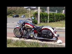 YAMAHA XV1600 ROADSTAR