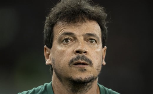 Diniz 'esquece' o VAR e expõe erro grave do Fluminense contra Grêmio