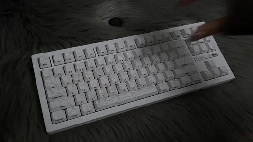 Keystrokes = my soundtrack!!!🕷🕸🆒🎮#keyboard #viral #trending #zh870 #foryoulage #fyp #typ #foryou #customkeyboard #cool #mechanicalkeyboard #trending #game #fypシ #zornher #asmr #fypシ゚viral #foryoupage #trend