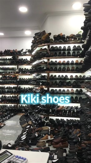 Quality Cowhide Sandals at Wholesale Prices