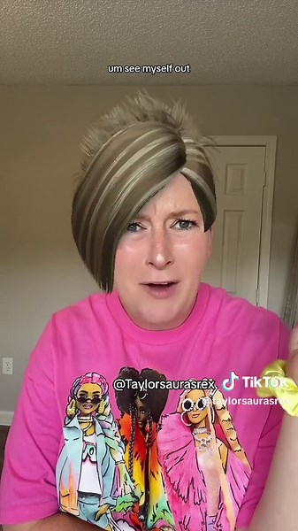 Season 4 Episode 5 part 1: Karen gets busted filling a cart/returning for store credit 🫣 #retailproblems #karens #retaillife #karen #skittok #skit #acting #retail #retailworker #customersbelike #customerservice #karensgoingwild #karensoftiktok #customerserviceproblems #fyp #customerservicebelike