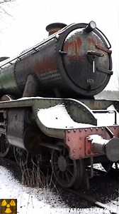 Doesn’t This Abandoned Steam Locomotive Look Just Like a GWR 6000 Class ‘King’ from 1930? | Abandoned places