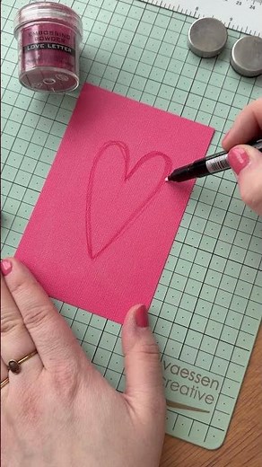 Make your Valentine’s card extra special with heat embossing 💌✨
