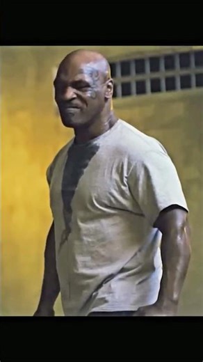 Mike Tyson is beating up a man Kickboxer #shorts