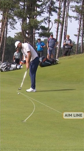 Scottie Scheffler outsmarting the aim line 😂