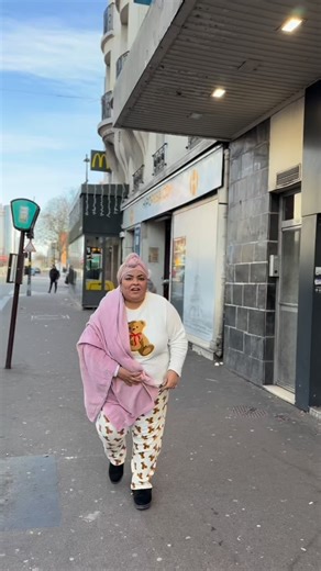 Khadija Ederar on Instagram: "🔥 GROS BON PLAN MOBILIER À PARIS & IDF 🔥 Je vous présente @cabrade 🛋️ 👉 Le meilleur rapport qualité-prix en Île-de-France 👉 Les moins chers avec une vraie bonne qualité 💯 🚚 Livraison rapide • Île-de-France : souvent en 24h • Partout en France : sous 1 semaine 🎁 Code promo exclusif abonnés ➡️ -5 % avec le code : KHADIJA5 ⏳ Valable 1 mois 📍 Passez les essayer dans leurs 6 boutiques à Paris & Saint-Denis ou commandez en ligne 👇 🏬 Adresses CABRADE : • 6 rue d