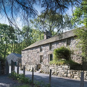 Show us your best buildings! 👀 . We’re on the hunt for the next RIBA Award winners. Enter your project to get it in the running for a special conservation or sustainability award, Project Architect of the Year or House of the Year, to name just a few of the #RIBAAwards. . Enter at architecture.com/awards | Royal Institute of British Architects