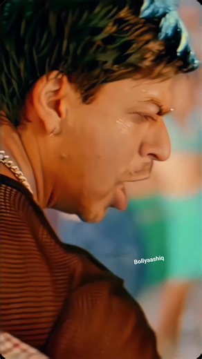 🎶 LA CHANSON ICONIQUE : "Ishq Kameena" (Shakti: The Power) — Le Choc des Titans ​Il y a des collaborations qui marquent l'histoire, et celle-ci est restée gravée dans les mémoires comme l'un des moments les plus électriques du cinéma indien des années 2000. "Ishq Kameena" n'est pas qu'une chanson, c'est une rencontre au sommet entre le "King of Romance" et la "Dancing Queen" de Bollywood. ​🔥 UN DUO EXPLOSIF : SRK & AISHWARYA RAI C'est la première fois que l'on voyait Shah Rukh Khan et Aishwary