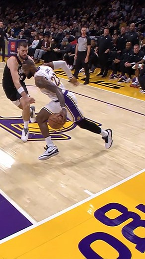 1.3M views · 10K reactions | LBJ spin cycle ️ Clippers-Lakers | Live on the NBA App  https://app.link.nba.com/Watch-Now | NBA | Facebook