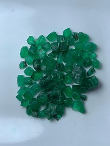 53.95 Carats Facet Rough Swat Emerald for Gem Cutting and Jewelry - Etsy Canada