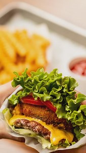 Shake Shack México on Reels