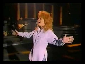 Reba McEntire Live in Concert Walk On