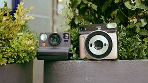 Fujifilm Instax SQ6 Versus Polaroid Now I-Type Camera: Which Should You Buy?
