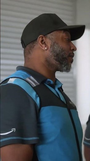 Unveiling the Amazon Electric Van Made by Rivian ✨