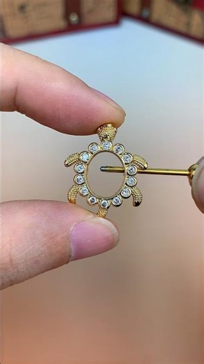 Golden Turtle: Dive Into Elegance.