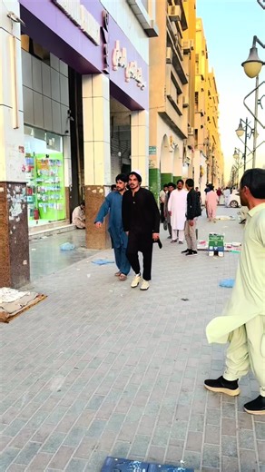 Hayat Jani 2021: Perfume and Viral Clips Highlights