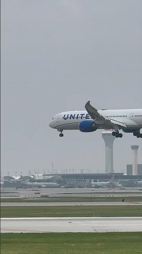 United 986 - CDG to ORD - Boeing 787-10 #planespotting #ohareairport