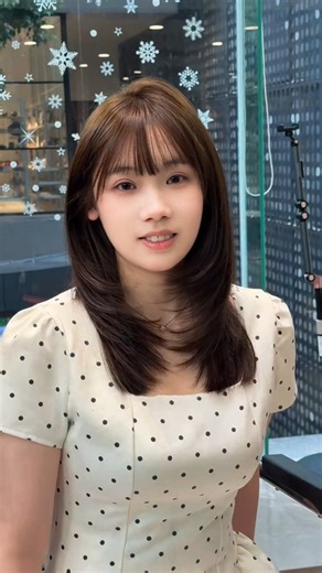 Stunning Layered Haircut with Perfect Bangs 😍 | VEXORA SHORTS