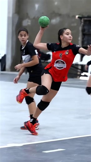 Tune pahli najar #shorts #shortvideo #basketball #volleyball #girls #sports🎯 #flowers #20kfollowers