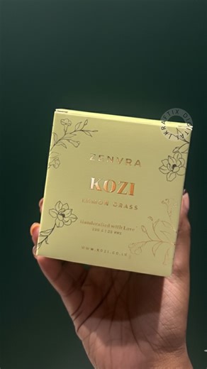 🎁 Custom Candle Boxes Give your candles the premium packaging they deserve. Strong, elegant & fully customizable. MOQ: 10pcs Shipping: Pan-India 🚚 Dispatch: 5–7 working days DM to get pricing or share your candle size for an instant quote! #kraftixdigital #foilstickers #stickerdesign #custombranding #customstickers #productlabels #foilprint #custompackaging #stickerprinting #brandingsolutions #luxurypaperbags #brandstickers #luxurystickers #shinystickers #metallicstickers #metallicpackaging #e