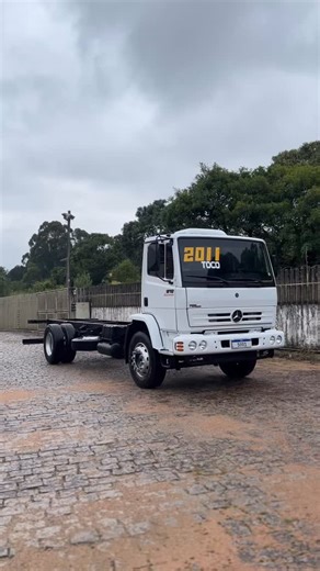 → Mercedes Benz 1718 ano 2011/11 → Caminhão toco 4x2 → Motor MB 4 cilindros eletrônico → Câmbio manual 6v reduzidas → Direção hidráulica - Turbo intercooler → Manual do proprietário → Todos os pneus 275/80 R22,5 → Chassi 6,90 metros → Entre eixos 4,80 metros → Caminhão de Único dono → Excelente estado de conservação ➖➖➖➖➖➖➖➖➖➖➖➖ 💵 R$ 199.000,00 ☎ 41 99956 0404 ☎ 41 99236 5001 ☎ 41 3212 6022 ➖➖➖➖➖➖➖➖➖➖➖➖ 5001 Caminhões e Servopa, uma parceria de sucesso!!! 🤝 ➖➖➖➖➖➖➖➖➖➖➖➖ www.5001caminhoes.com.b