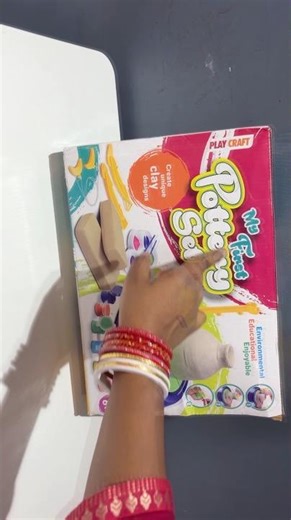 This Pottery Wheel Keeps Kids Focused for HOURS #KidsCrafts #ToysReview