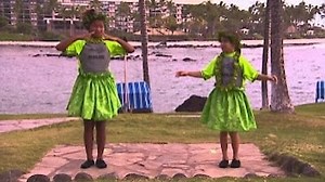 Watch Paradise Run Season 1 Episode 1 - Besties