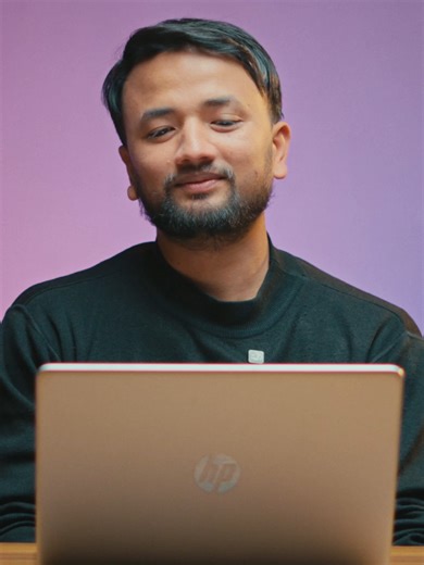 Guess the Celebrity: Fun Picture Hints Game