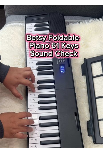 Betsy Foldable Piano Review: Sound Test and Features