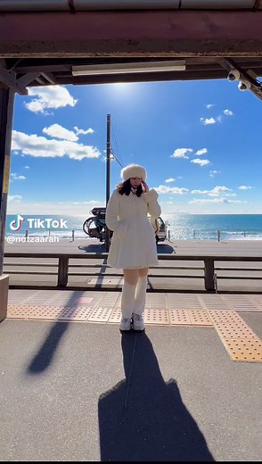 Videos de Zaarah (@notzaarah) con “original sound - Zaarah”