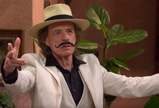 Mick Jagger actuó junto a Bad Bunny, habló en español y causó sensación