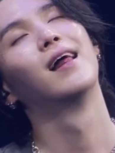 Min Yoongi Edits: Stunning Clips of Suga from BTS