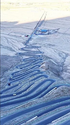 The Panlong Ancient Road is a fammous extremely winding mountain highway in China