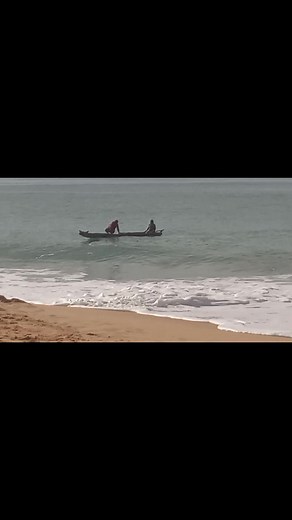 12K views · 200 reactions | அதிகாலை மீனவர்கள் மீன் பிடித்து விட்டு கரைதிரும்பும் தருணம் நட்புகளே | Aathi Raja | Facebook