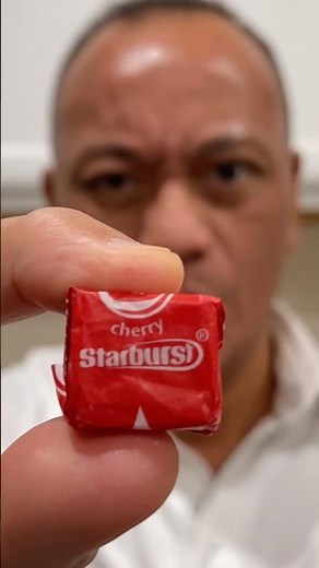 👂 ASMR STARBURST FRUIT CHEW CANDY CHERRY FLAVOR AND EATING SOUNDS 👂 #asmr #shorts