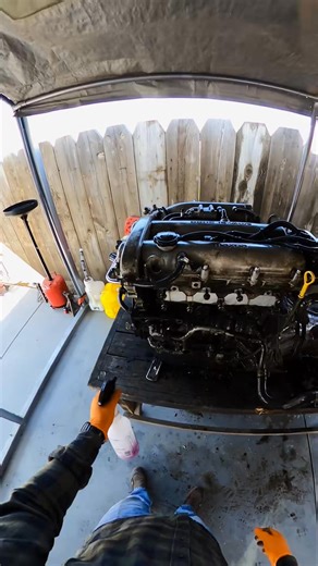 103K views · 3.7K reactions | How to correctly wash an engine識 #howtotiktok #carenthusiast #clean | Leodanbrand | Facebook