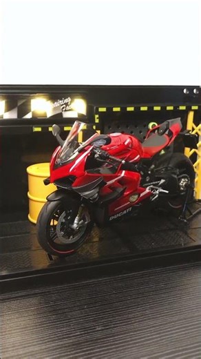 TAMIYA 1/12 DUCATI SUPERLEGGERA V4 - Cinematic Scale Model!
