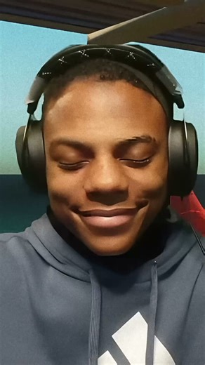 Why is there 3 of them? | Stream Clips/Highlights #robloxshorts #shorts #funny #tds