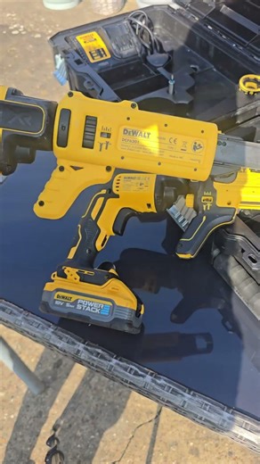 Old vs new⚡ DCF620 setups: DCF6201 vs DCF6202. Same tool, different feel. Which wins? #DeWalt #tools