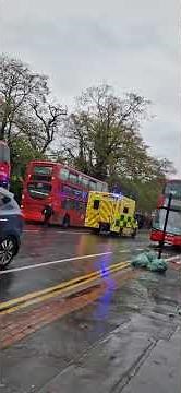 London Bus Route ☔ London Rain Walk ⚡️Thunderstorms | 4K HDR Walking Tour