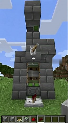 I Built a Spinning Door in Minecraft! 🔥 | Crazy Redstone Creation #minecraftshorts