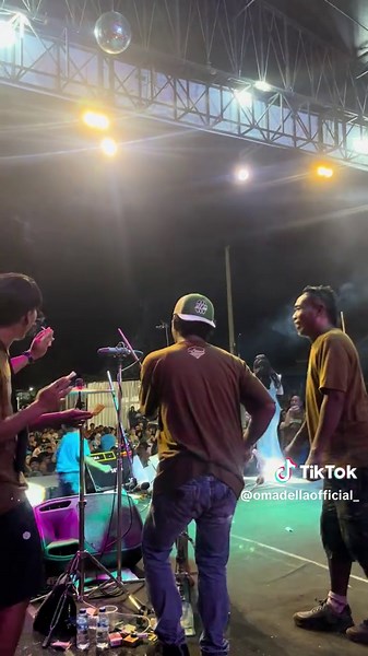 Enakno cakkkk @SARIDIN ADELLA #pekalongan24jam #wonokerto #pekalongan #adella #omadellaamc