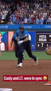 They even had the same slide 🤣 | MLB