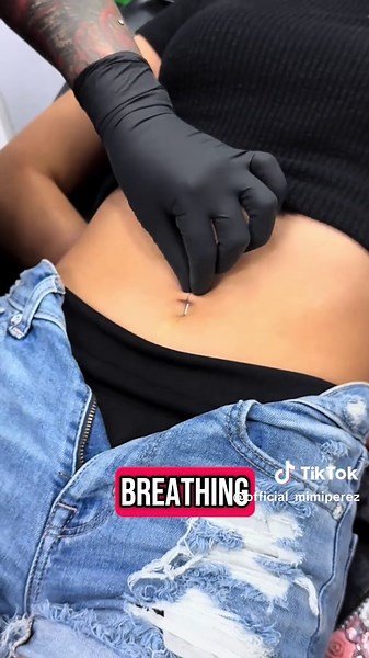 Expert Guide to Freehand Navel Piercing Techniques