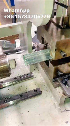 604 reactions · 16 shares | Hydraulic square tube necking machine Made in China | Toby Sigrid | Facebook