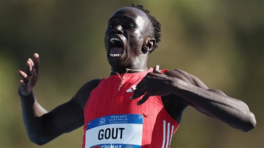 Gout Gout wins men's national 200m title