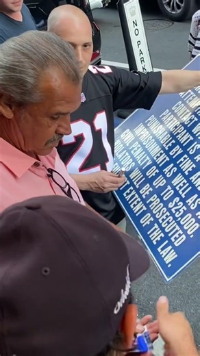 Ron Guidry New York Yankees Legend “Louisiana Lightning” signimg autographs in NYC! #NewYorkYankees