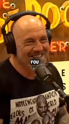 What EXACTLY Is The Ark Of The Covenant #arkofthecovenant #biblicalmysteries #ancientartifacts #hiddenhistory #forbiddenhistory #ancienttexts #religioussecrets #historyuncovered #mysteryofthepast #ancientknowledge #oldworldtruth #controversialhistory #lostartifacts #pyramide #fyp