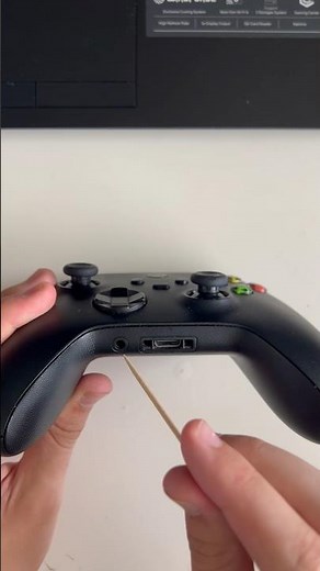 How to fix a broken headphone jack Xbox series x and s #xboxseriesx #xboxseriess